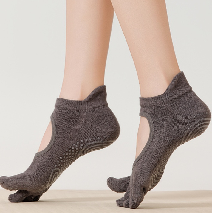 ピラティスウェア 五本指ヨガソックス 足裏滑り止め付き 甲開きデザイン