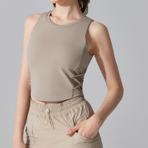 ピラティスウェア 内蔵カップ付きクロスバック美姿勢タンクトップ