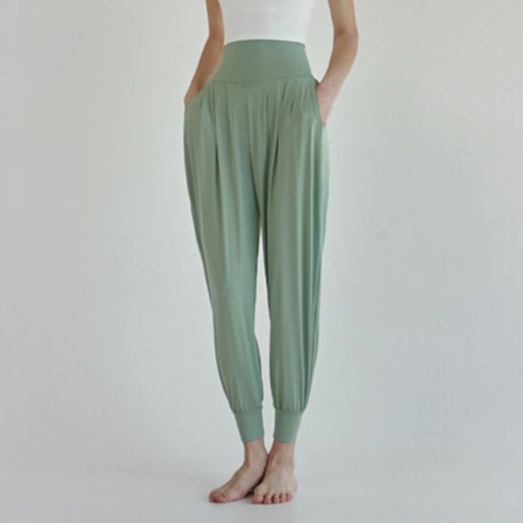ピラティスウェア ハイウエストゆったりテーパードパンツ