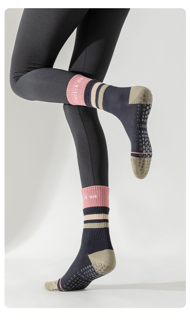 ピラティスウェア 滑り止め付きストライプラインソックス