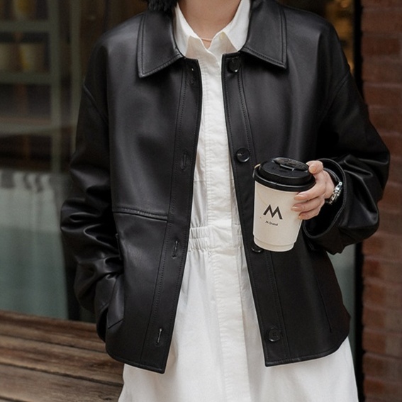 レザージャケット/アウター 上質な光沢感のある柔らか本革ジャケット