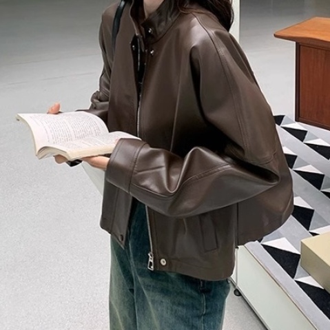 レザーファッション 流行りの柔らかデザイン ライダース