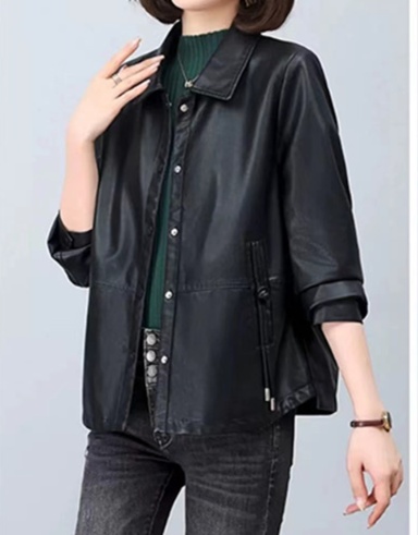 レザーファッション 柔らか素材の七分袖レザーシャツジャケット