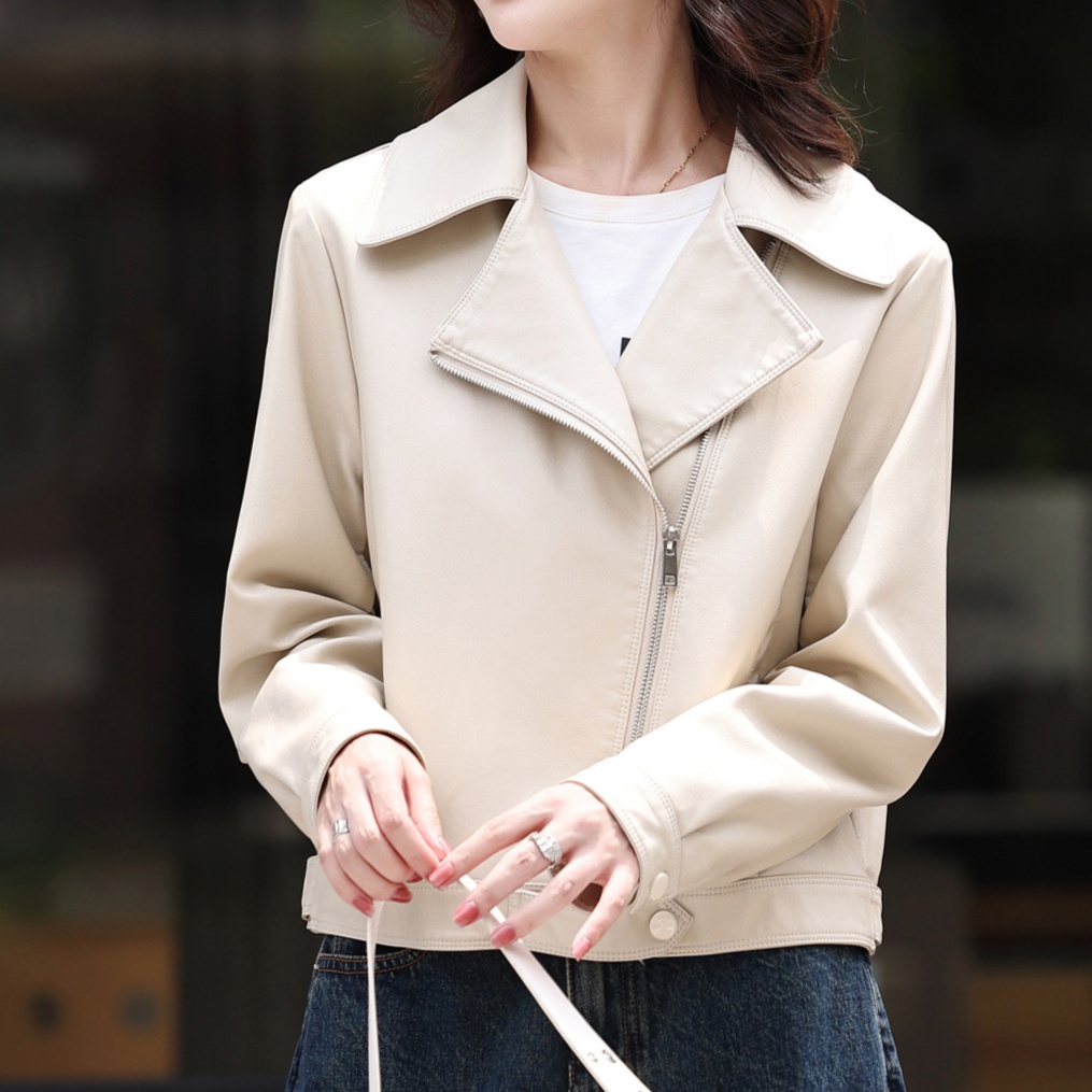 レザージャケット/アウター 洗練された都会派ライダース上着