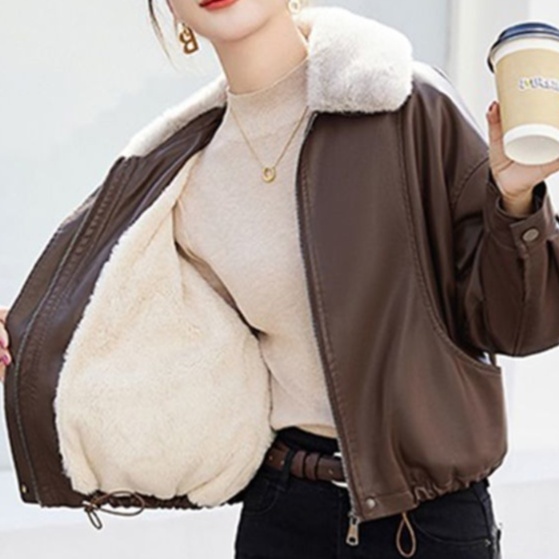 レザーファッション ふわもこ襟付きレザーブルゾン