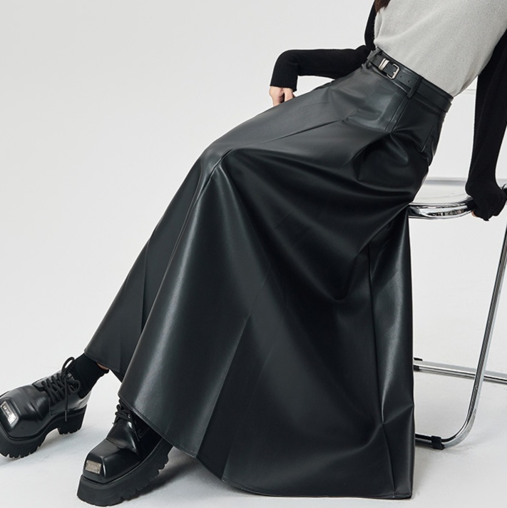 レザーファッション 上質マキシ丈フレアレザースカート