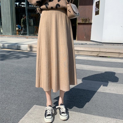 プリーツデザインニットロングスカート
