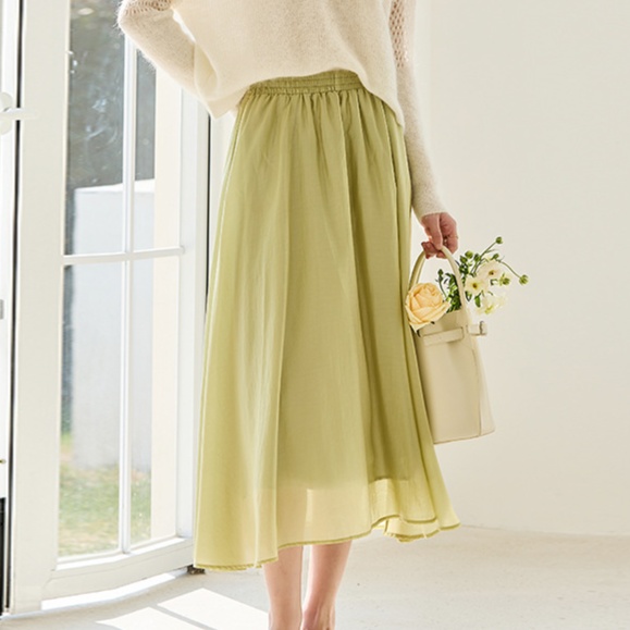ロングスカート ふんわり揺れる優美なシフォンスカート