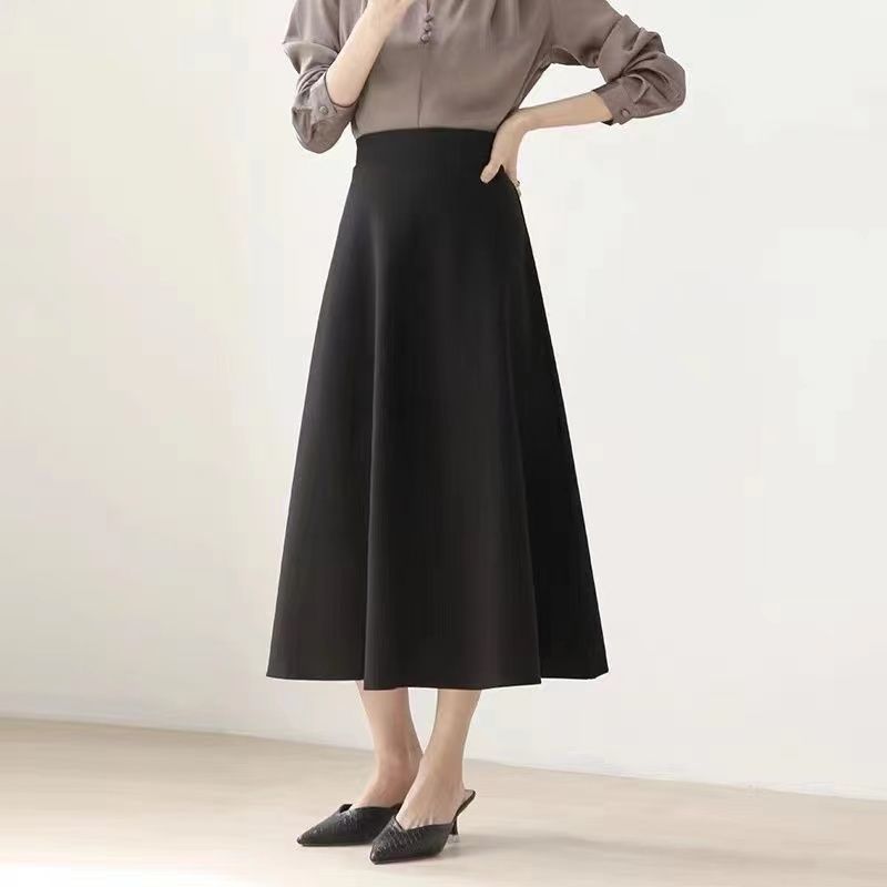40代の体型カバーに効くロングスカートの選び方とコーデ術