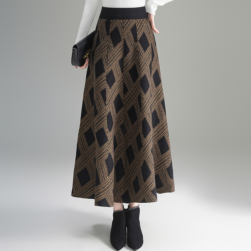 ロングスカート 菱形チェック柄編み込みニットスカート