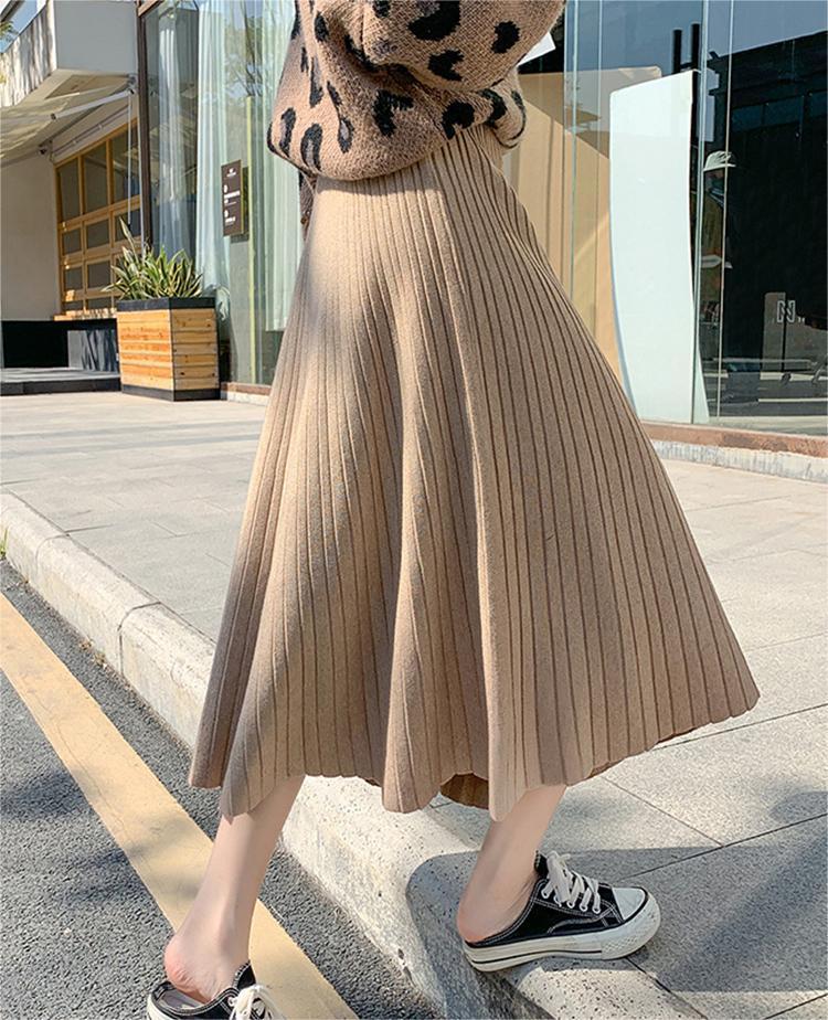 プリーツデザインニットロングスカート