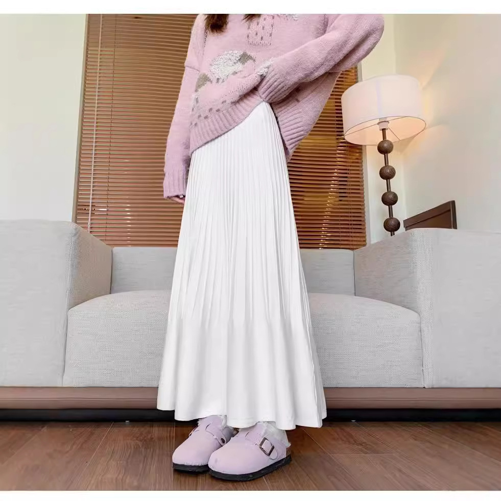 ロングスカート プリーツデザイン裾広がりニットスカート