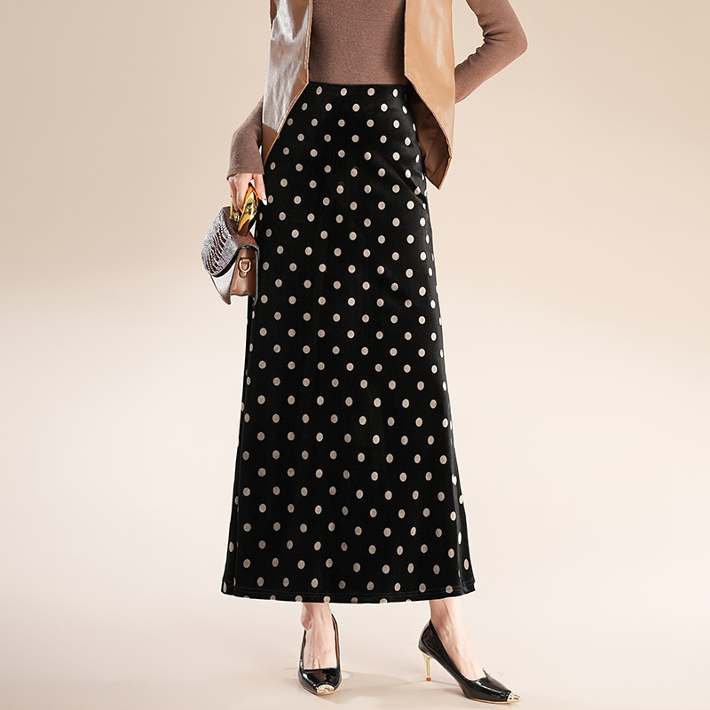ロングスカート 水玉模様のマキシ丈フレアスカート