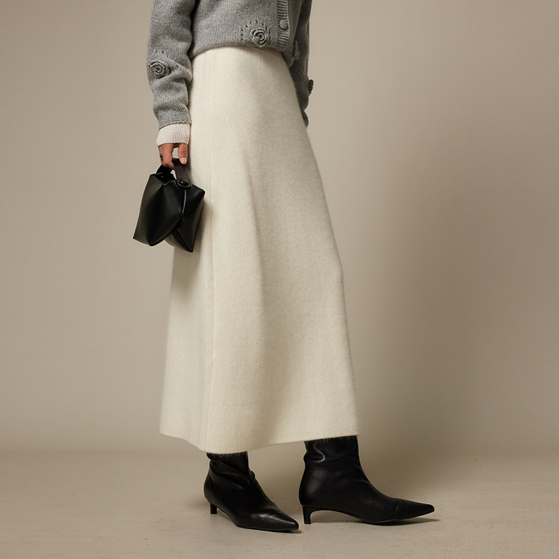 ロングスカート ぬくもり感じる上質ロングニットスカート