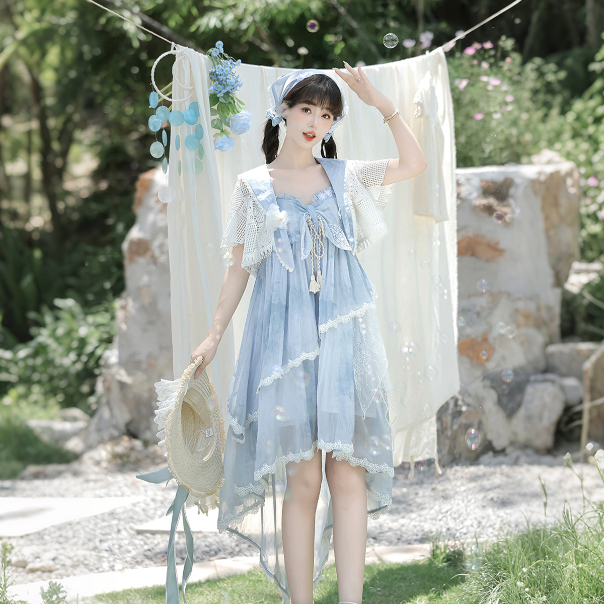 https://hot-spring-img.curema.jp/stage-closet/088bb46c-804c-490a-a160-572b62dc65b0.jpg