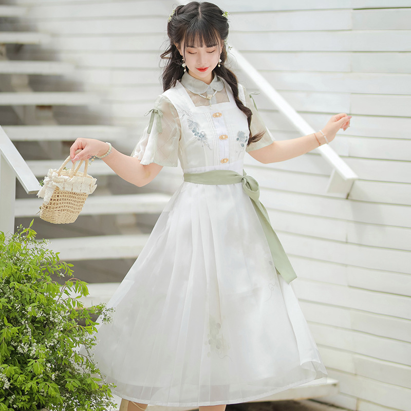 https://hot-spring-img.curema.jp/stage-closet/25f4a78a-ab87-4afe-a965-9534338fd731.jpg