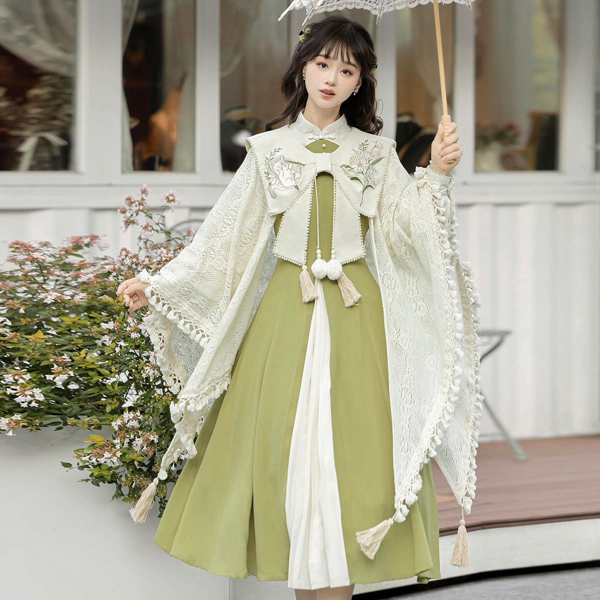 https://hot-spring-img.curema.jp/stage-closet/66a26d89-de23-45b1-95ef-8242b0f545a1.jpg