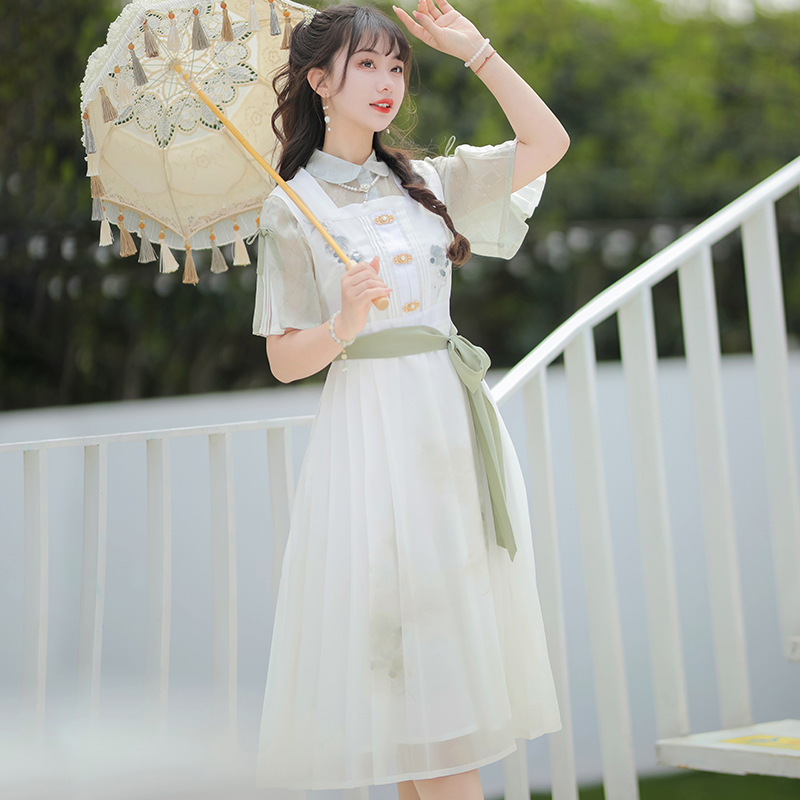 https://hot-spring-img.curema.jp/stage-closet/a80ff075-effa-4581-a024-b84606f84226.jpg